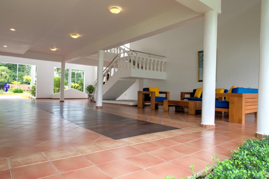 Hotel Punta Bonita Лас Терренас Экстерьер фото